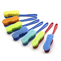 BRUSHES AND SQUEEGEES